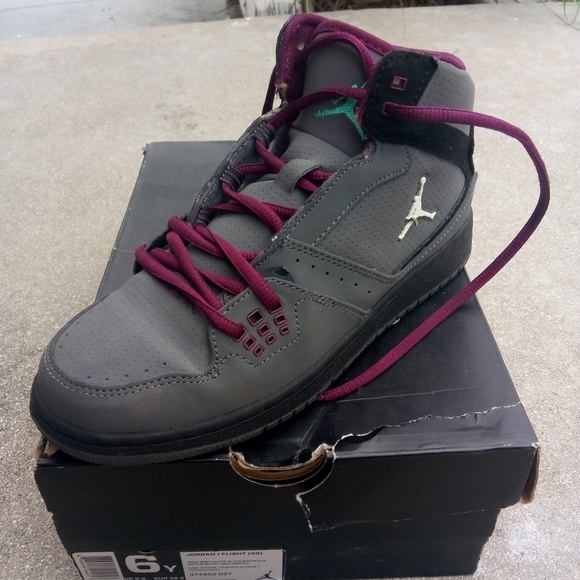 Original Jordans - Picture 3 of 3